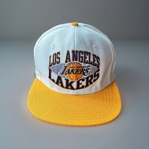 Vintage Los Angeles Lakers Adidas SnapBack Hat Cap White Gold NBA Logo Kobe LA